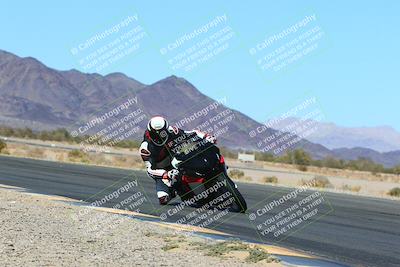 media/Mar-12-2022-SoCal Trackdays (Sat) [[152081554b]]/Turn 14 Inside (155pm)/